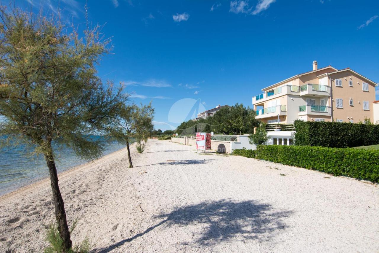 Apartments Citrine On The Beach Biograd Na Moru Ngoại thất bức ảnh