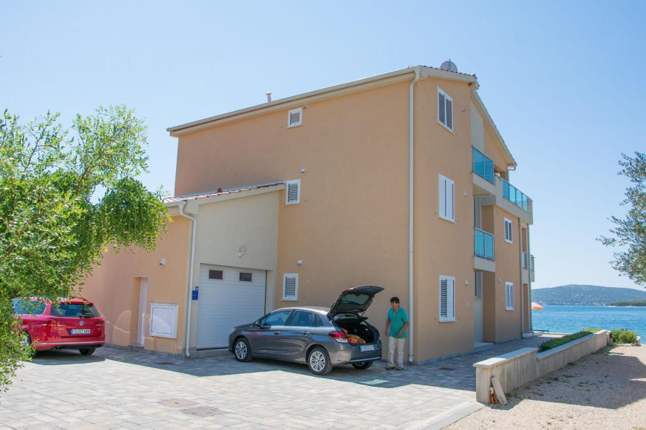 Apartments Citrine On The Beach Biograd Na Moru Ngoại thất bức ảnh