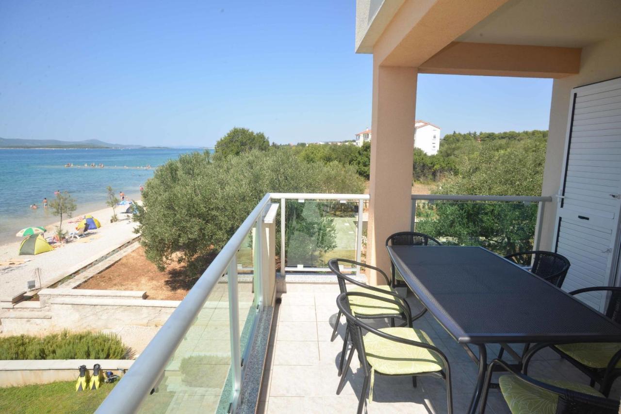 Apartments Citrine On The Beach Biograd Na Moru Ngoại thất bức ảnh