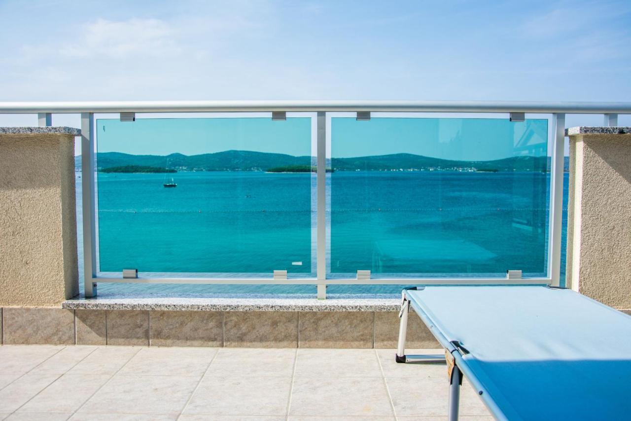 Apartments Citrine On The Beach Biograd Na Moru Ngoại thất bức ảnh