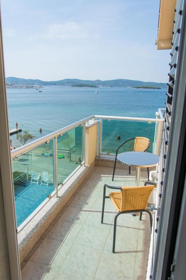Apartments Citrine On The Beach Biograd Na Moru Ngoại thất bức ảnh