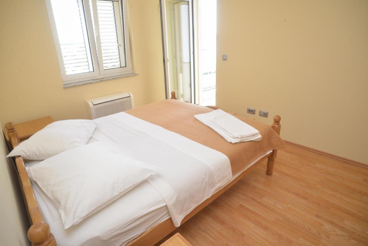 Apartments Citrine On The Beach Biograd Na Moru Ngoại thất bức ảnh